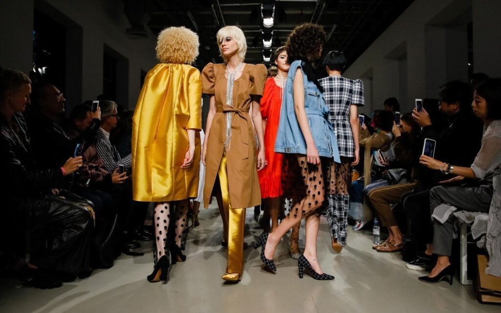 Lutz Huelle SS 2020